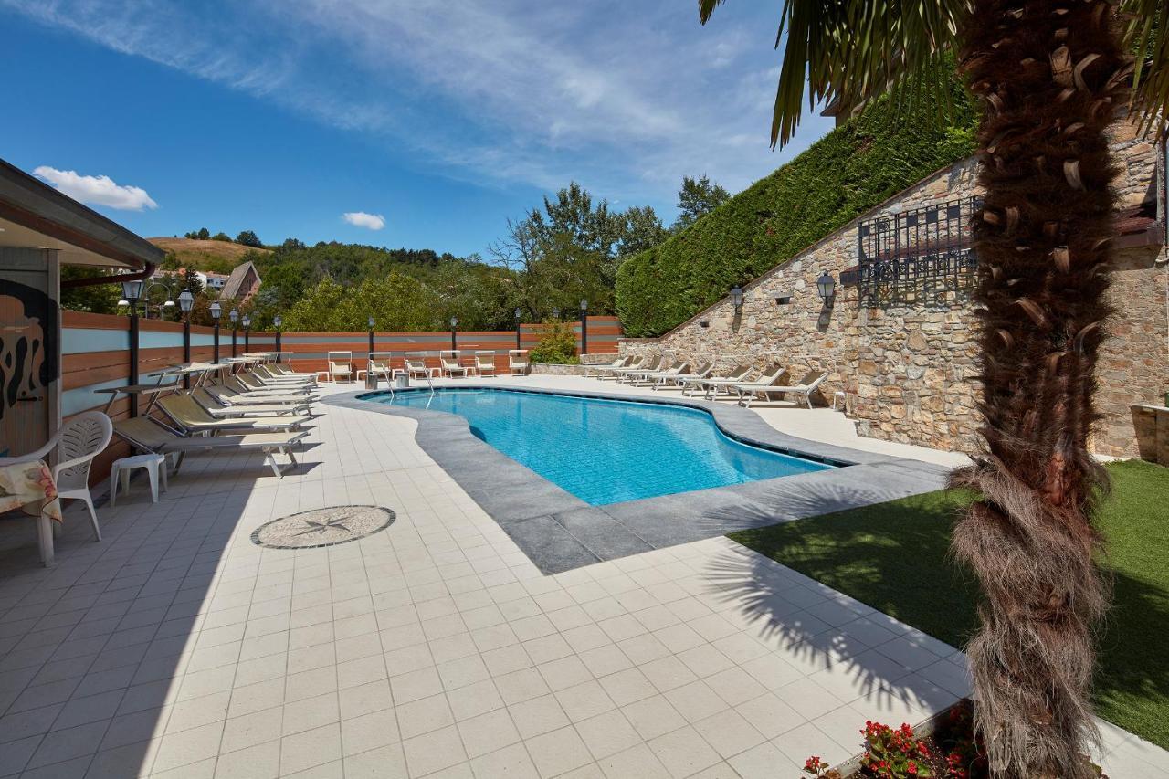 Hotel Plaza Tabiano Terme エクステリア 写真