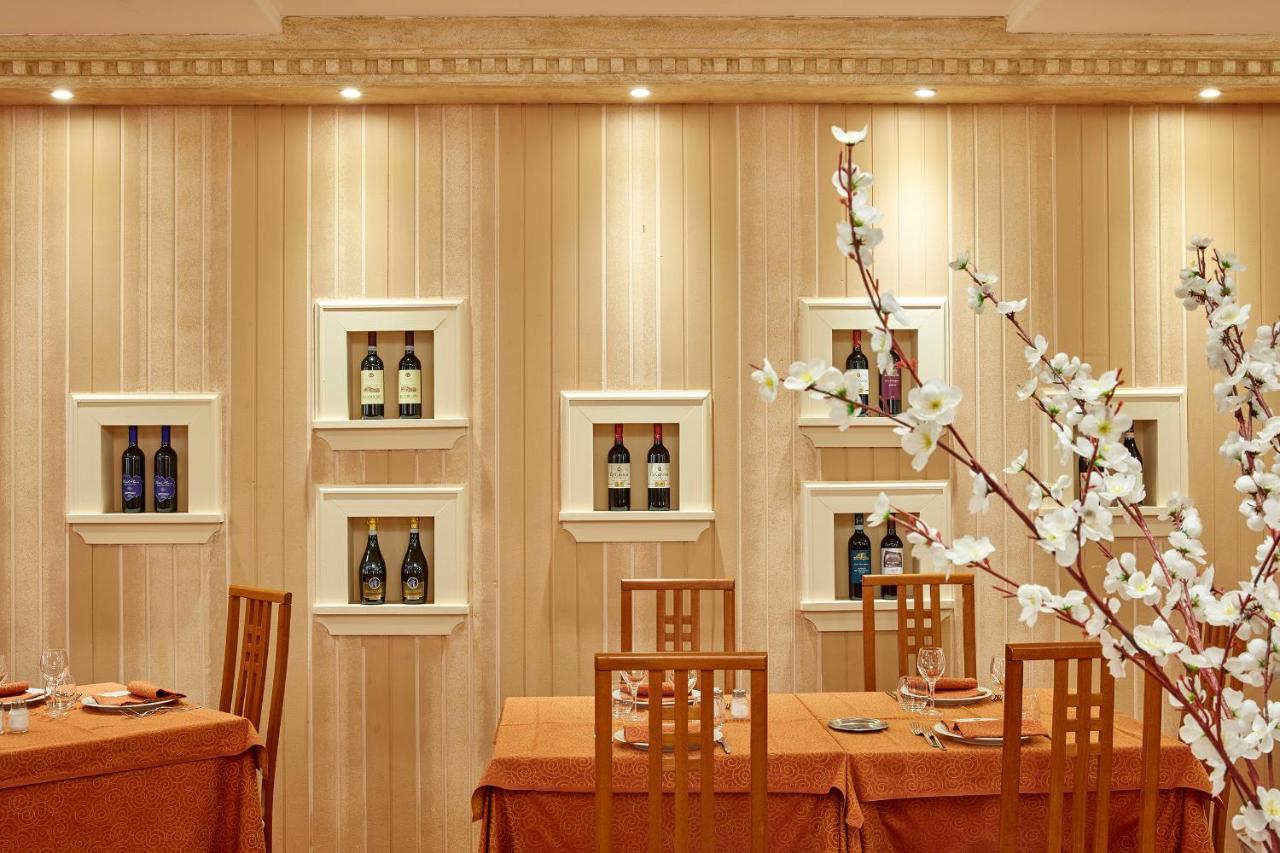 Hotel Plaza Tabiano Terme エクステリア 写真